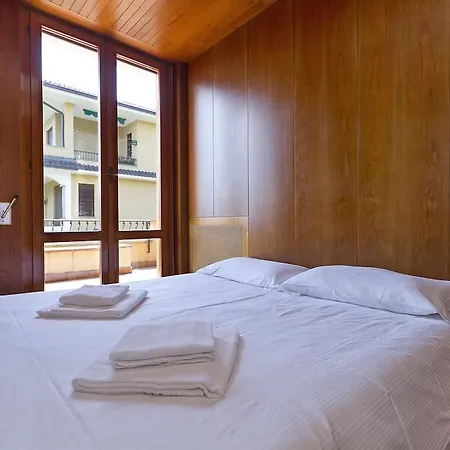 Panoramic View Apartment *