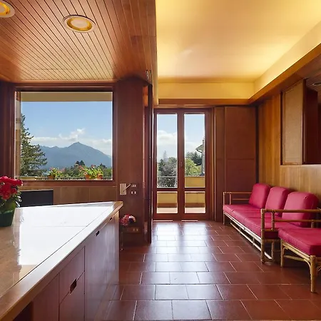 Apartment Panoramic View Stresa